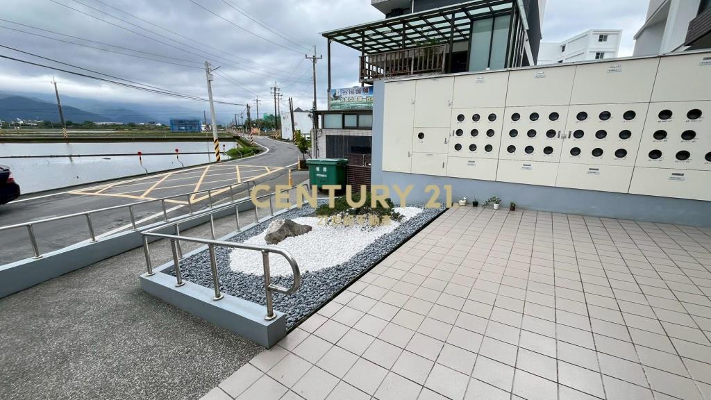 DA958礁溪玉稻愛一樓有空地3房車位華