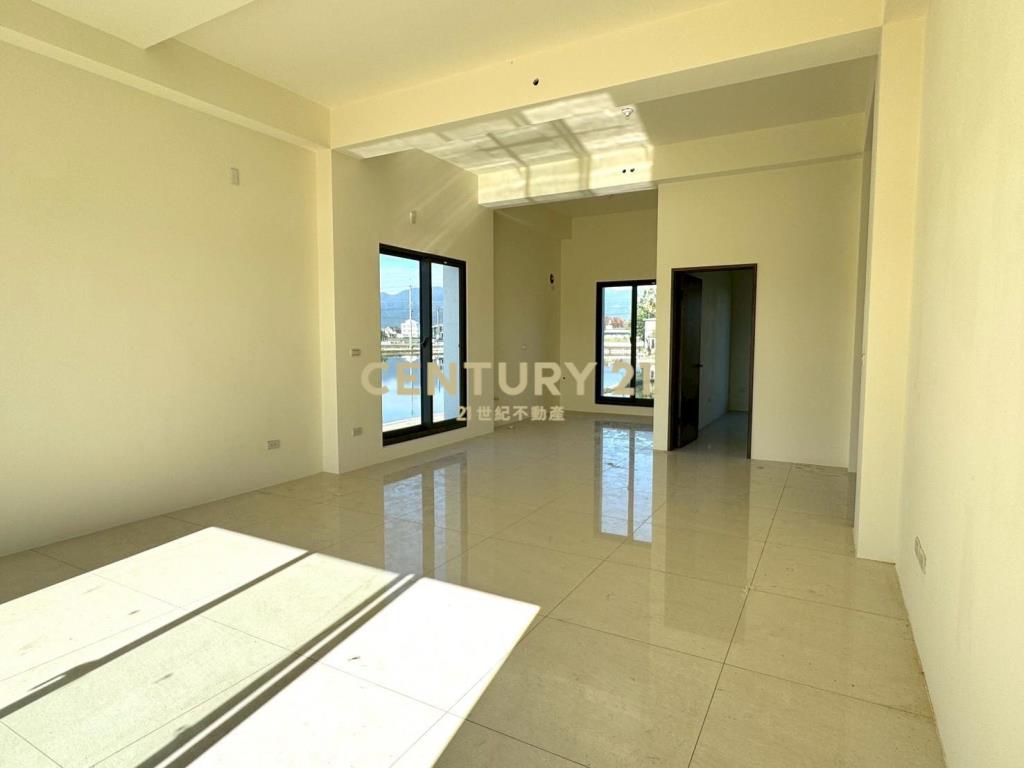 LE042水的故鄉電梯農舍