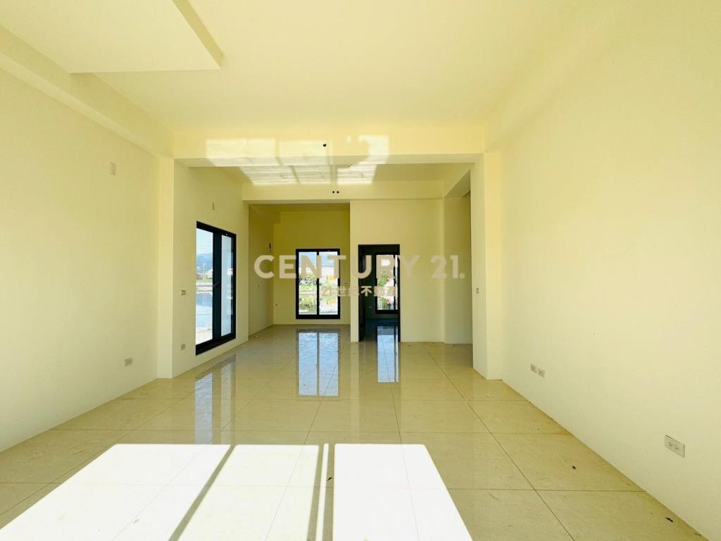 LE042水的故鄉電梯農舍