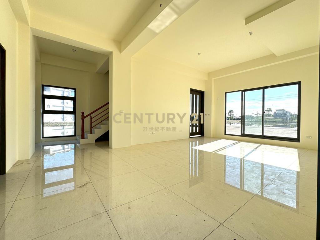 LE042水的故鄉電梯農舍