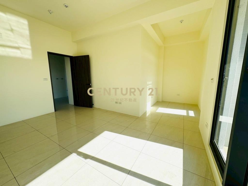 LE042水的故鄉電梯農舍