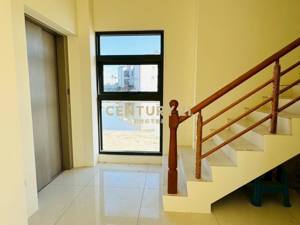 LE042水的故鄉電梯農舍