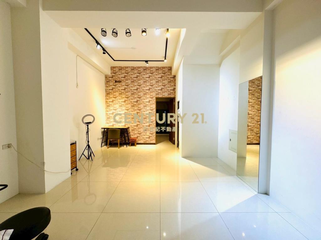 LB138近北門口邉間輕齡美墅