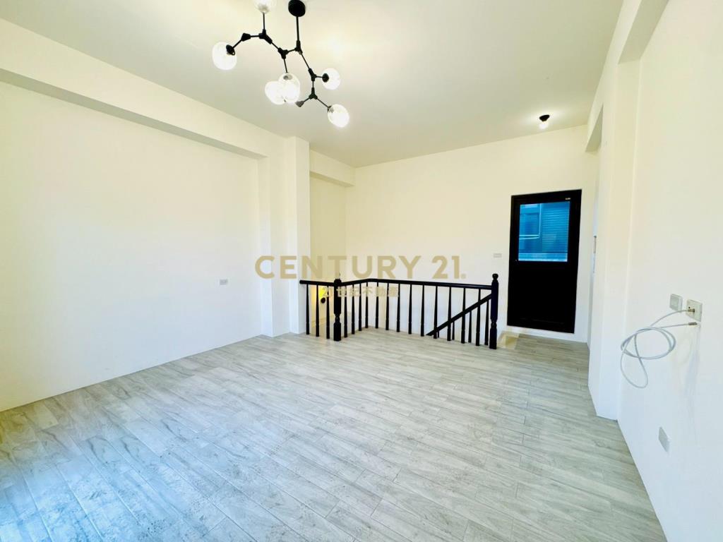 LB138近北門口邉間輕齡美墅