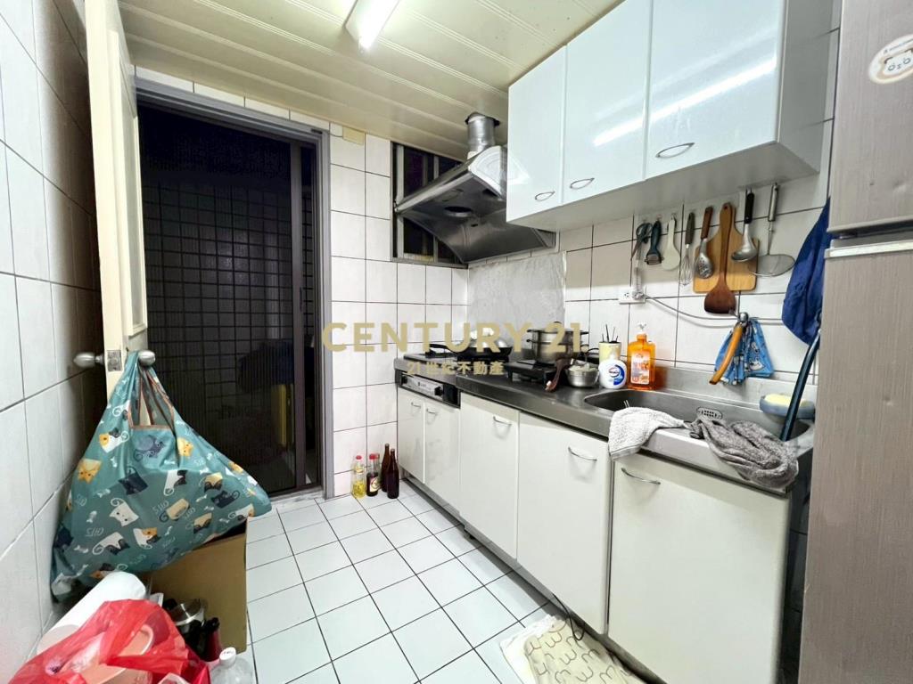 LA149礁溪溫泉正3房車位華廈