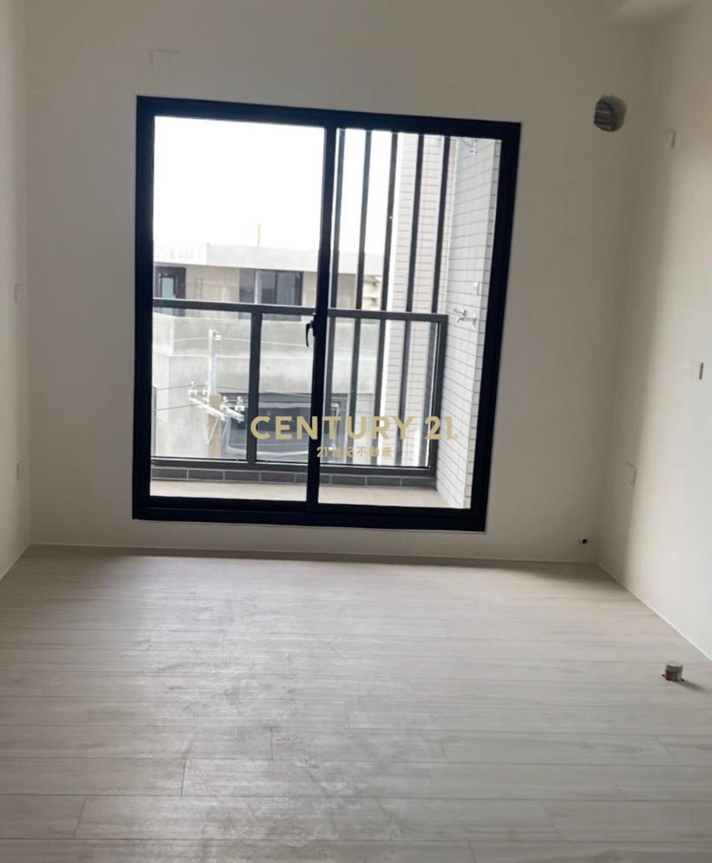 DA962清溝夜市近全新2+1車位美華廈