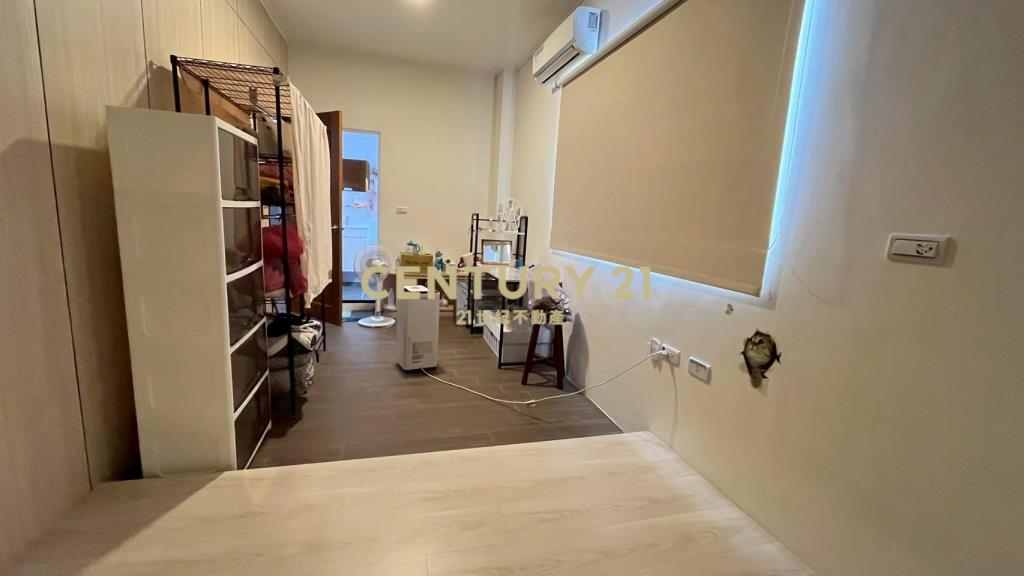 DB421五結邊間太陽能美透天