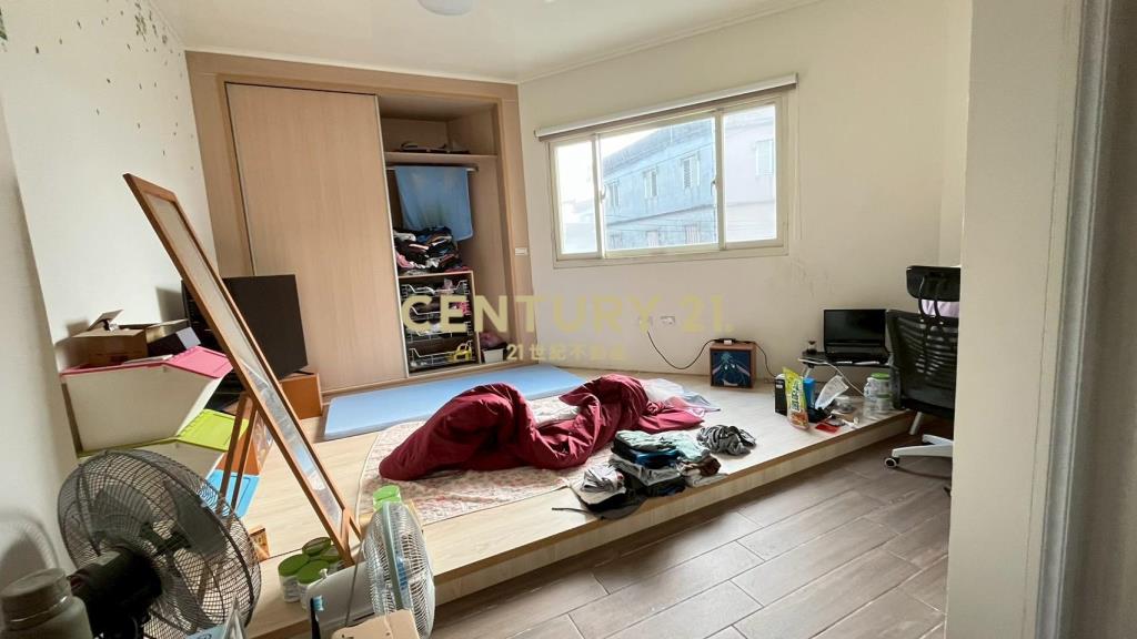 DB421五結邊間太陽能美透天