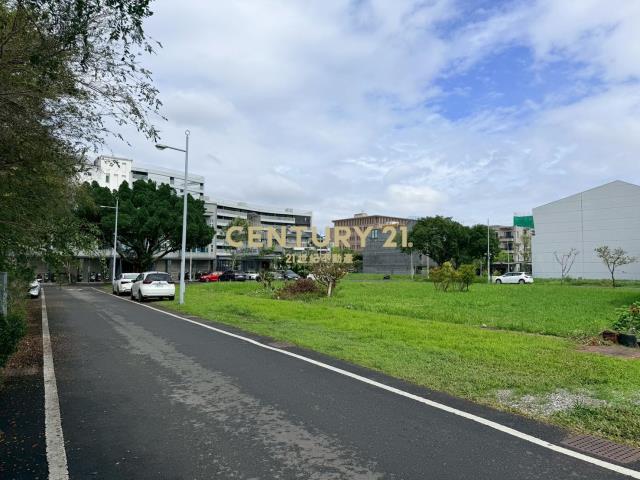 LD039縣政中心雙面路商業建地