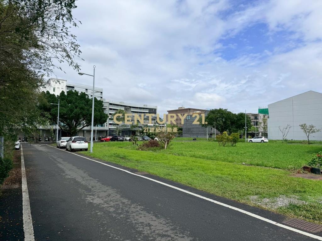 LD039縣政中心雙面路商業建地