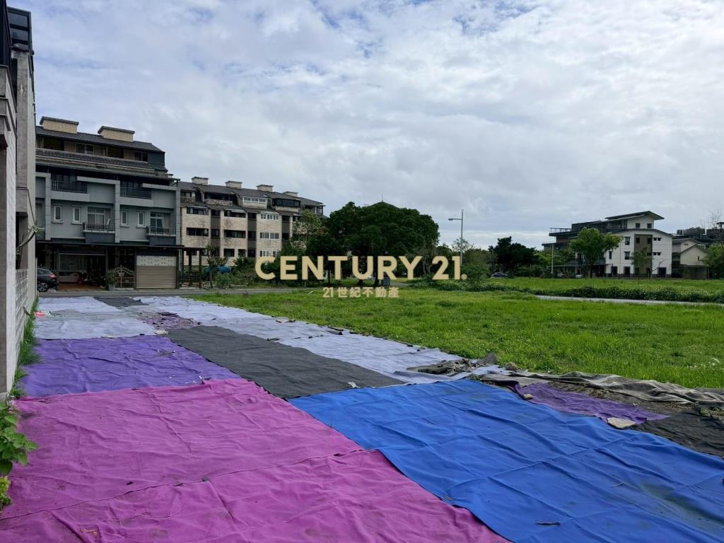 LD039縣政中心雙面路商業建地