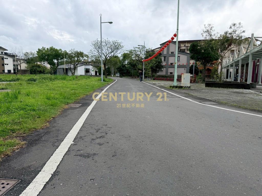 LD039縣政中心雙面路商業建地