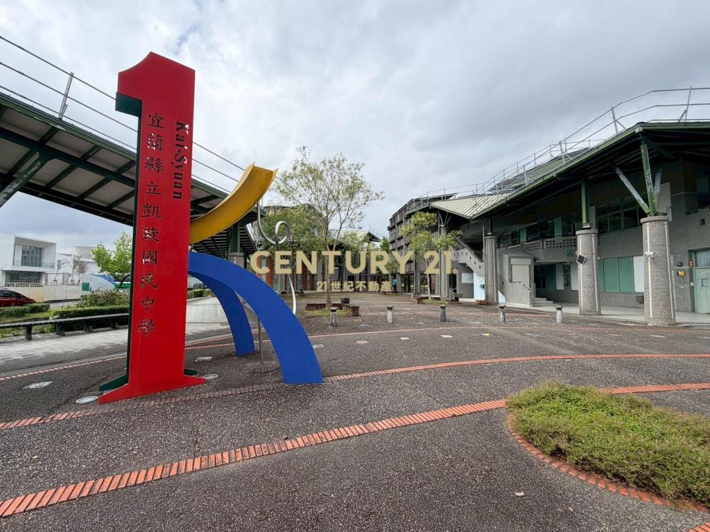 LD039縣政中心雙面路商業建地