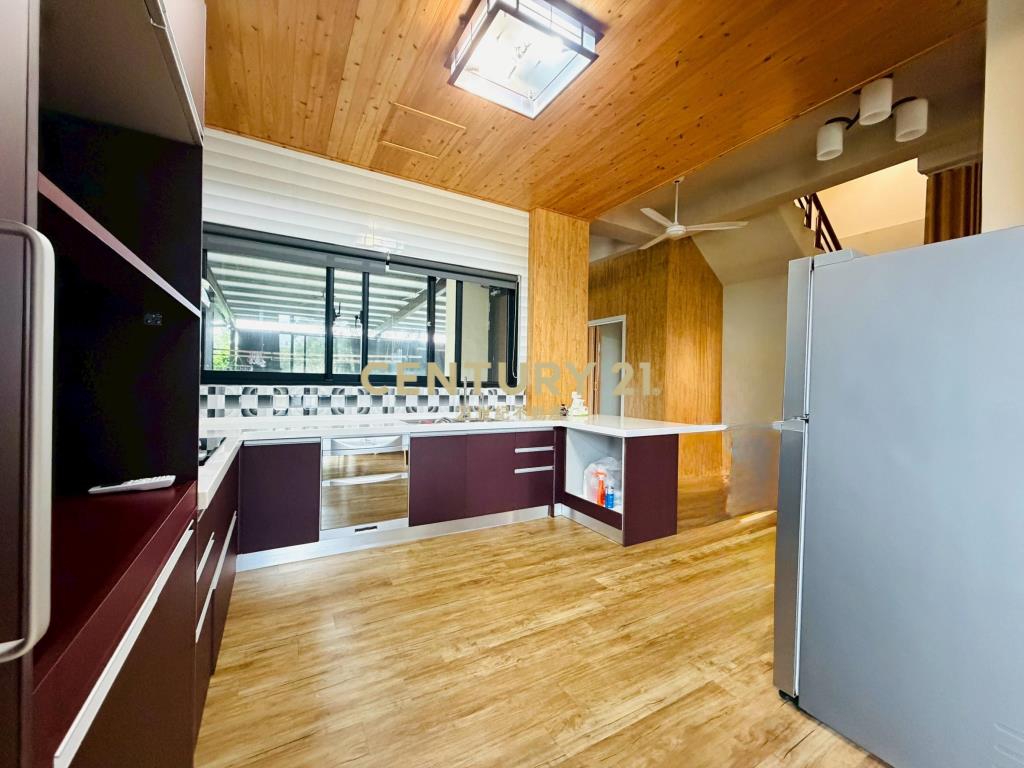 LE043正高鐵特區美農舍