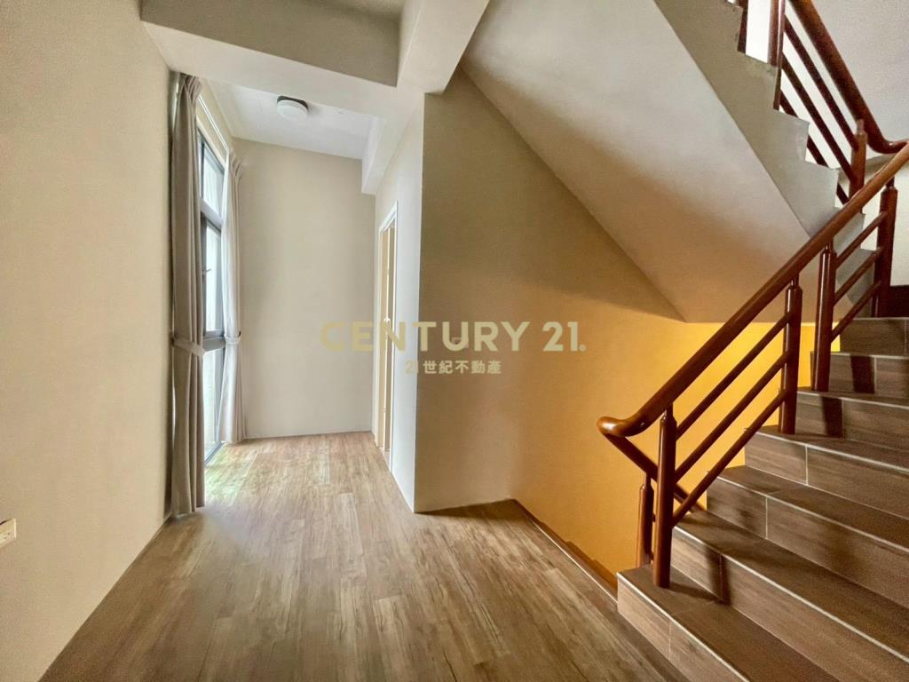 LE043正高鐵特區美農舍