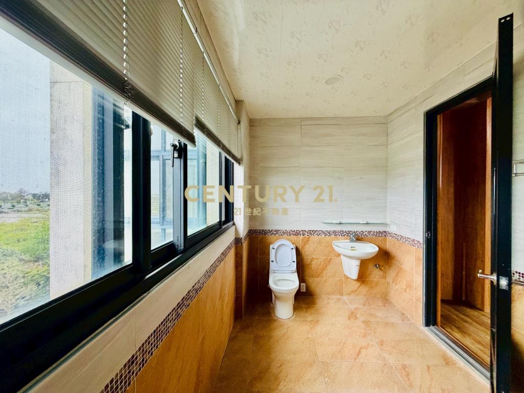 LE043正高鐵特區美農舍