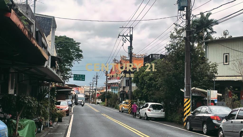 LH037礁溪龍潭大路邊店住(租)