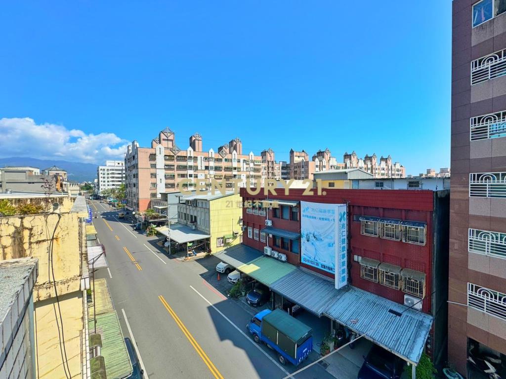 LB141東區轉運站金店住