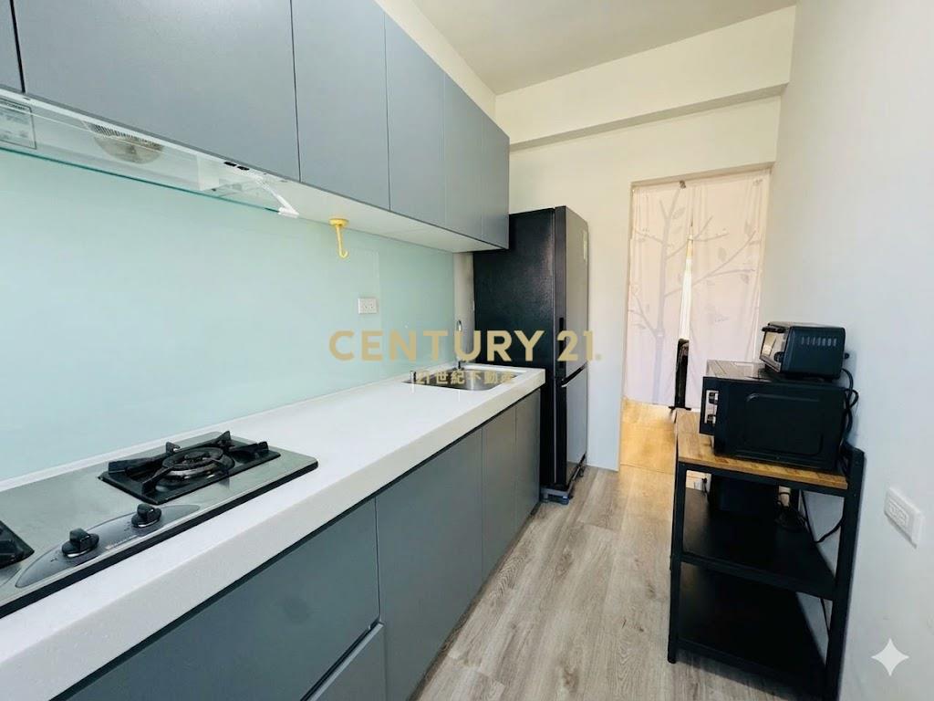 LA153市中心美裝大三房