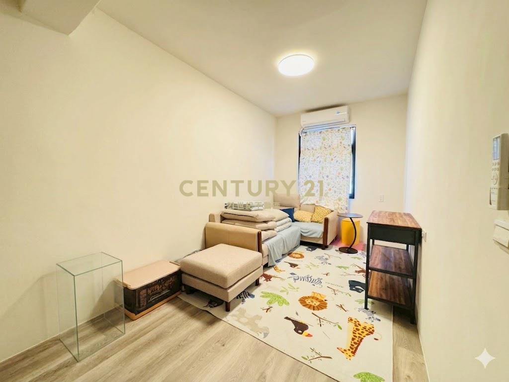 LA153市中心美裝大三房