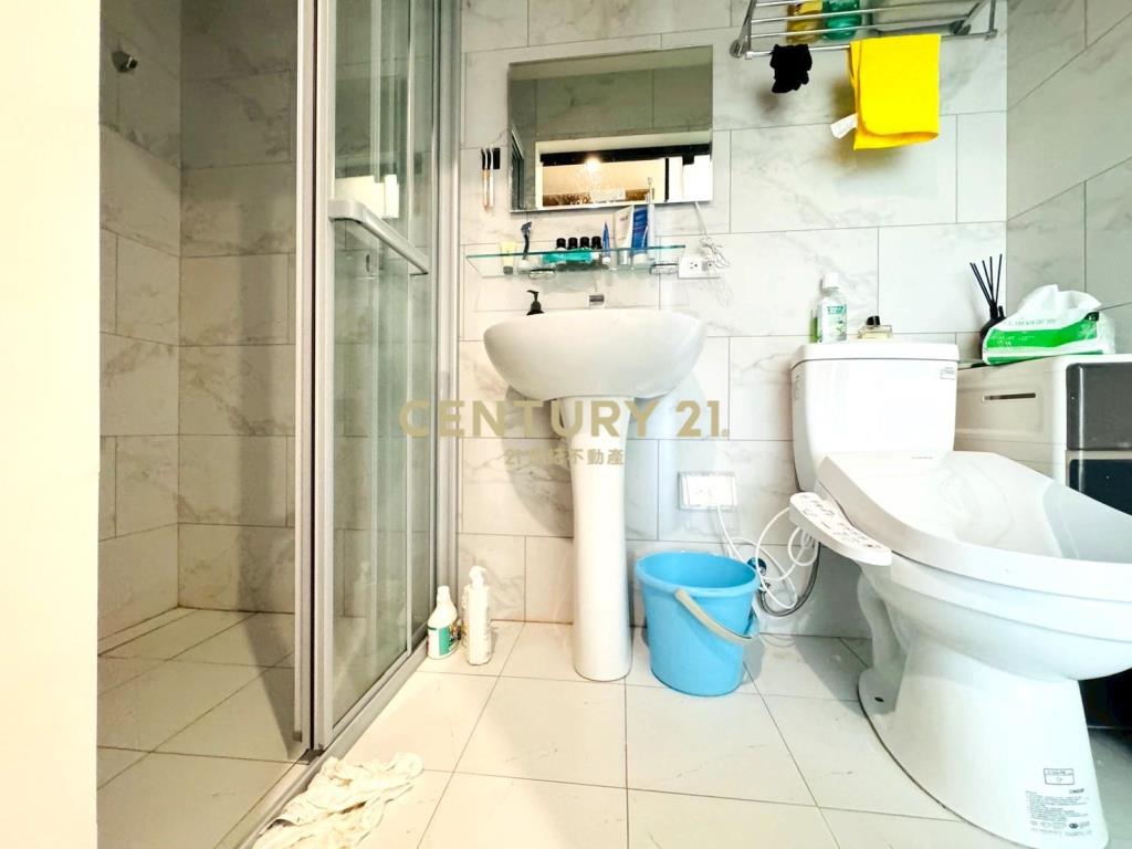 LA153市中心美裝大三房