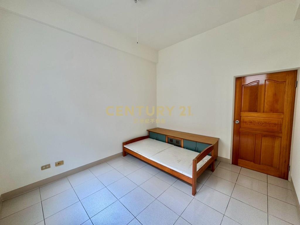 LB136轉運站旁明星學區透天