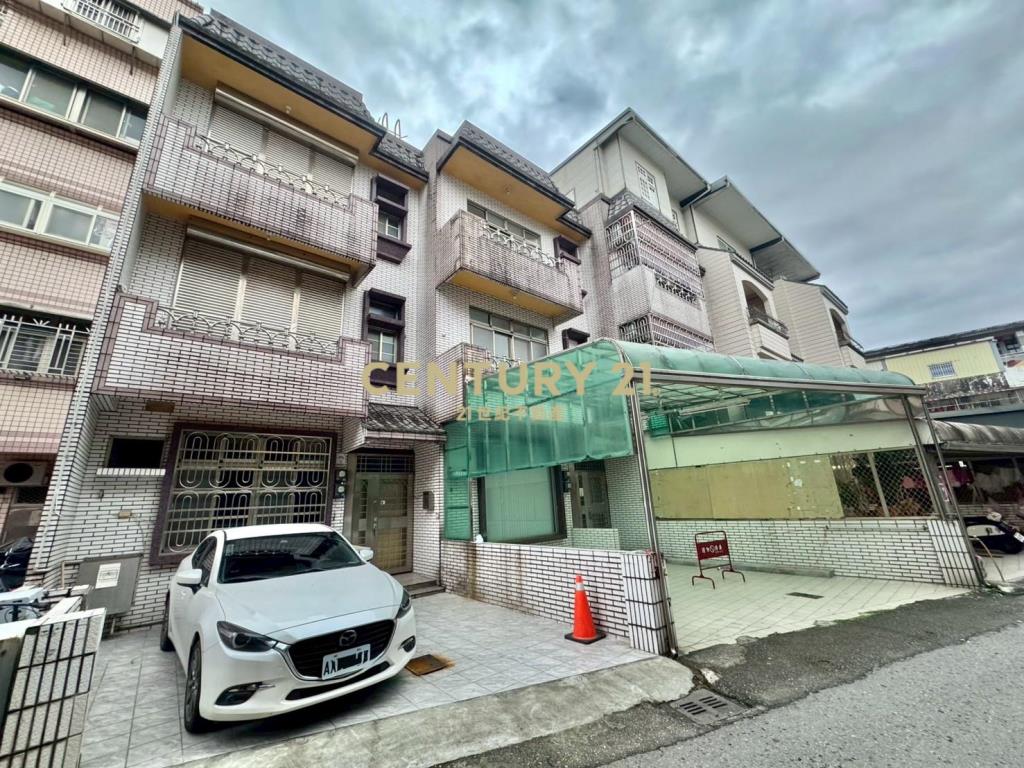 LB136轉運站旁明星學區透天