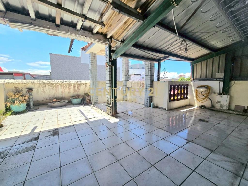 LB120市區大地坪車庫雙併花園別墅