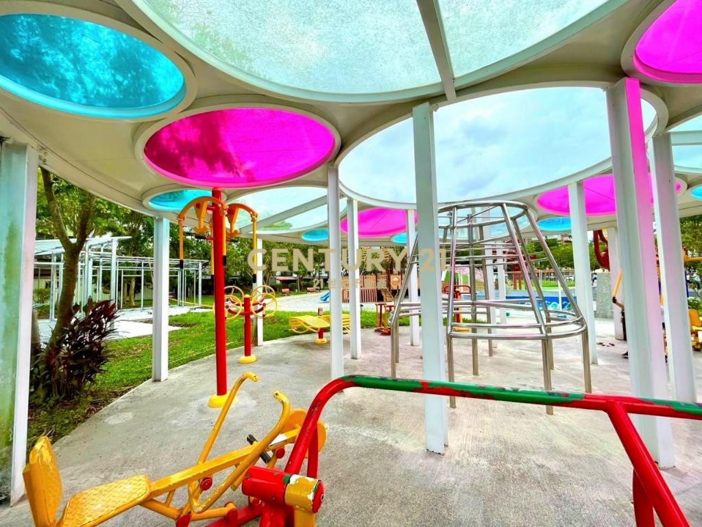 LB120市區大地坪車庫雙併花園別墅