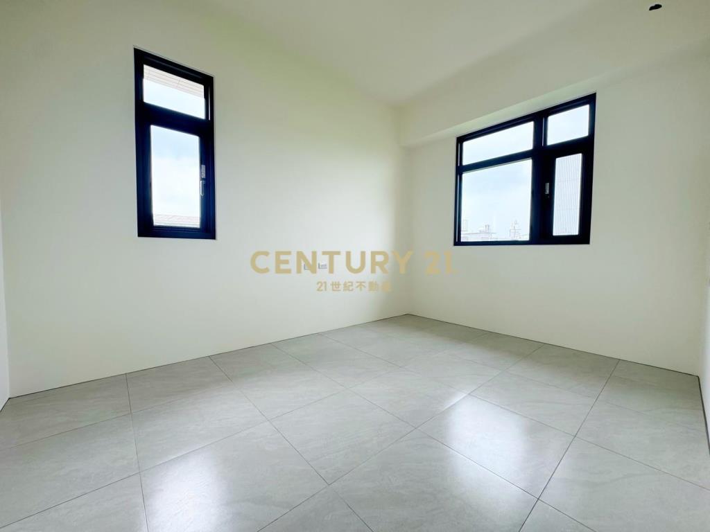 LA157沐光雅居電梯2房