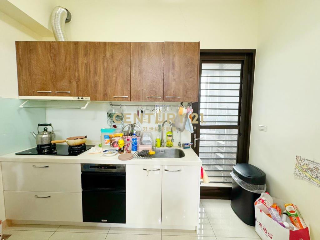 LA158日和龍潭成家2房車位