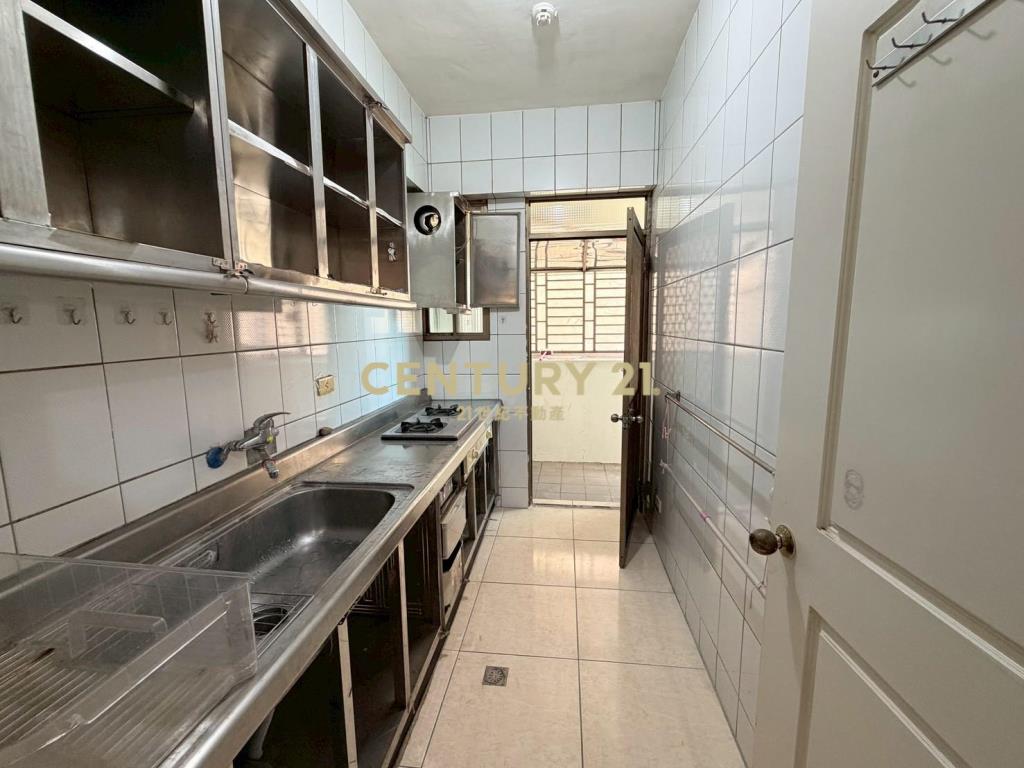 LA159近轉運站文教區三房車