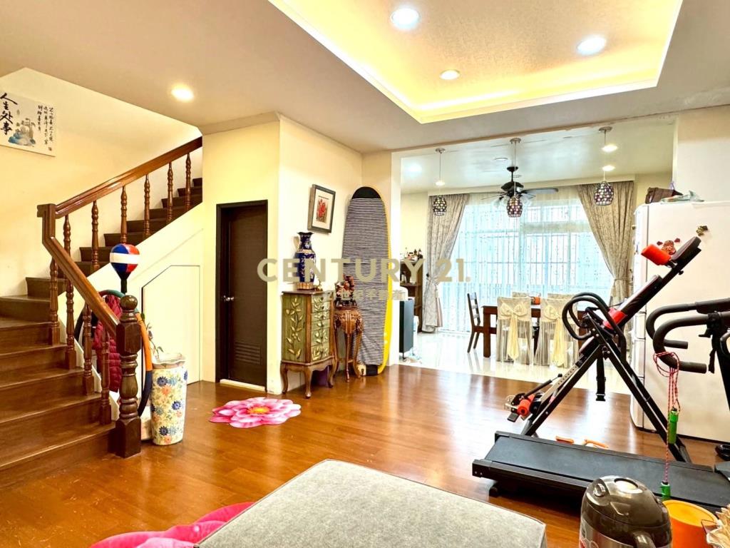 LB072近羅東高工孝親房透天