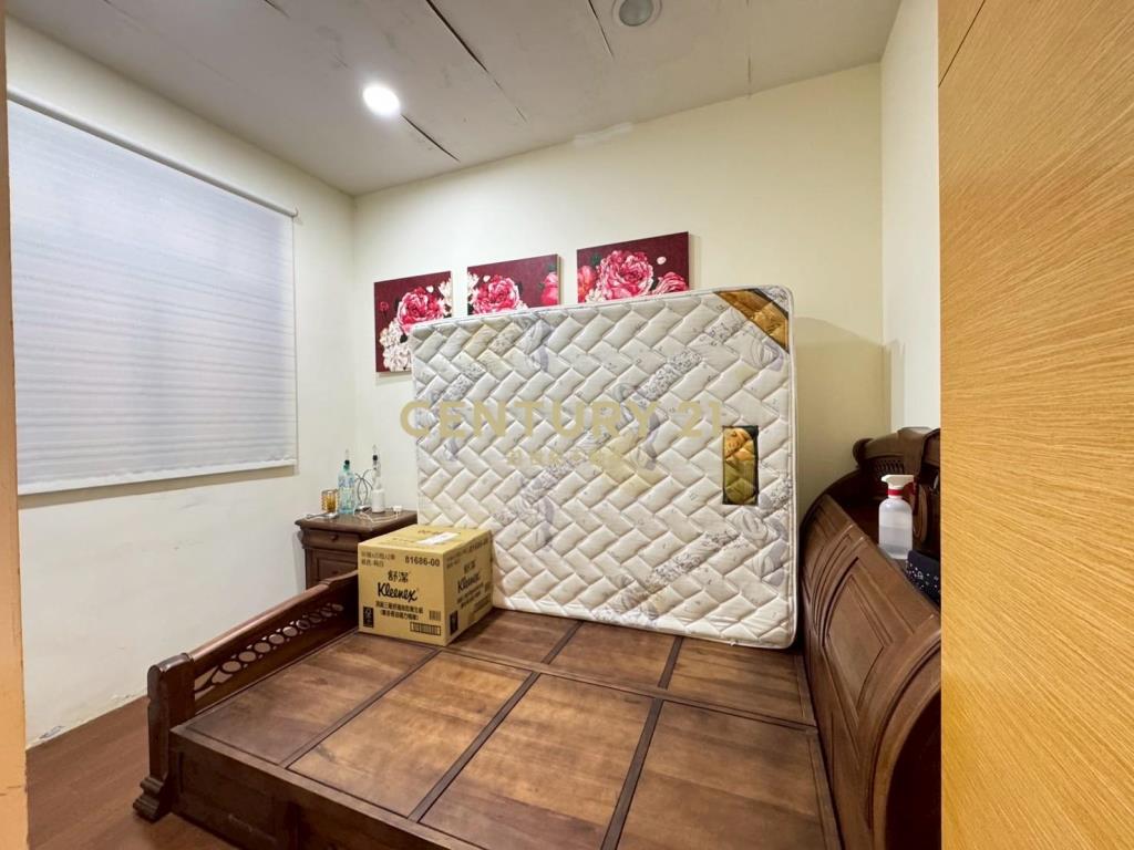 LB072近羅東高工孝親房透天