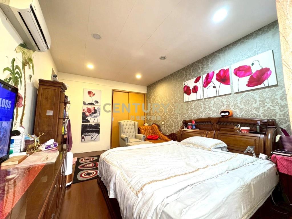 LB072近羅東高工孝親房透天