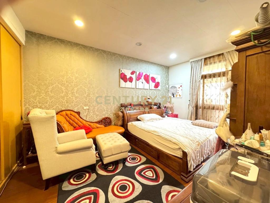 LB072近羅東高工孝親房透天