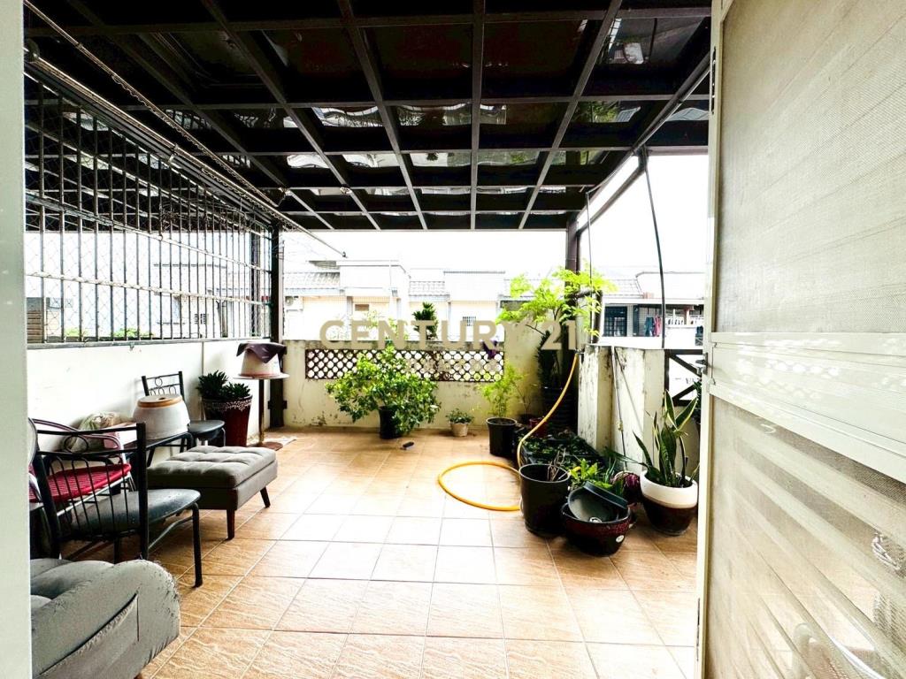 LB072近羅東高工孝親房透天