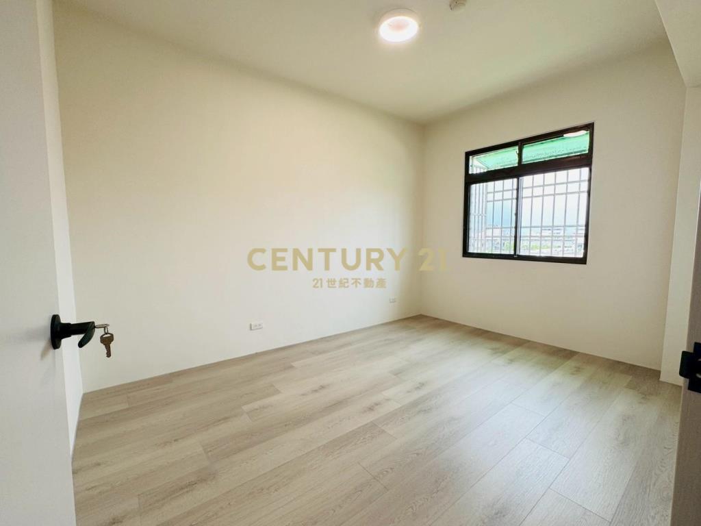 LA160近轉運站車位3房