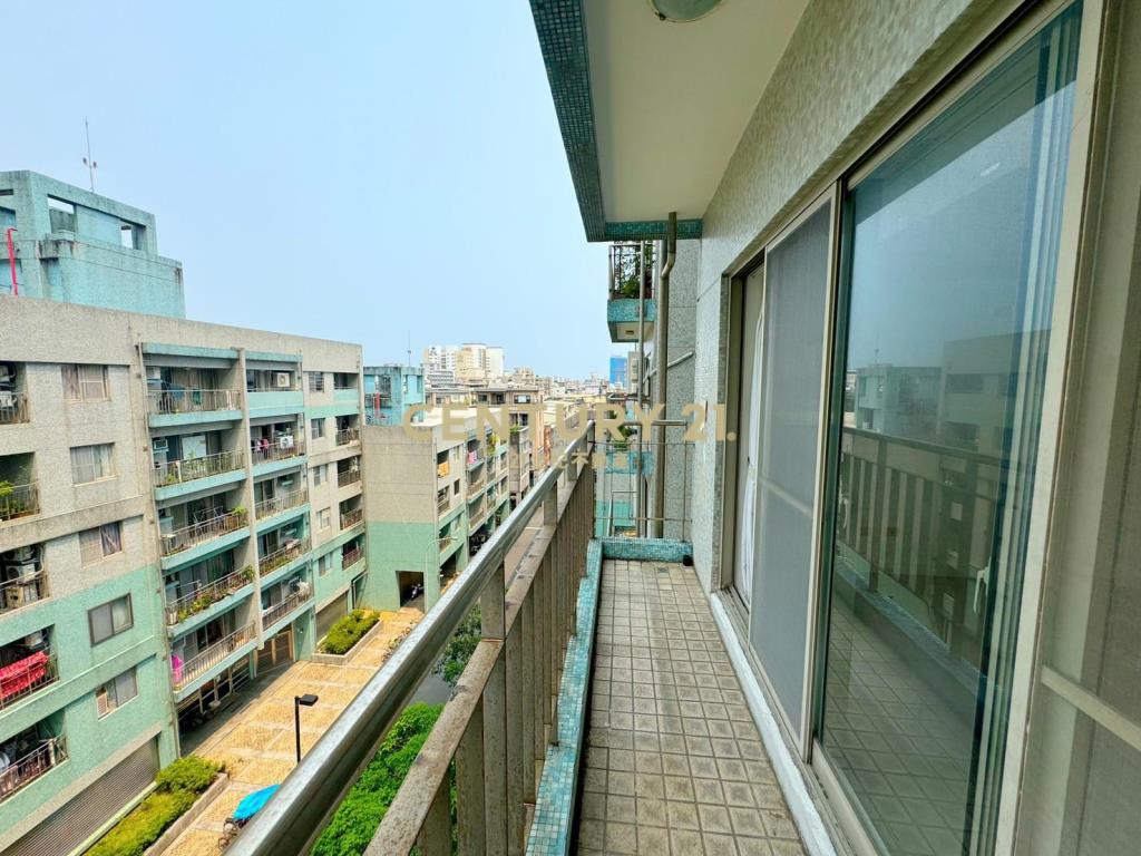 LA161翠玉花園3+1房車位