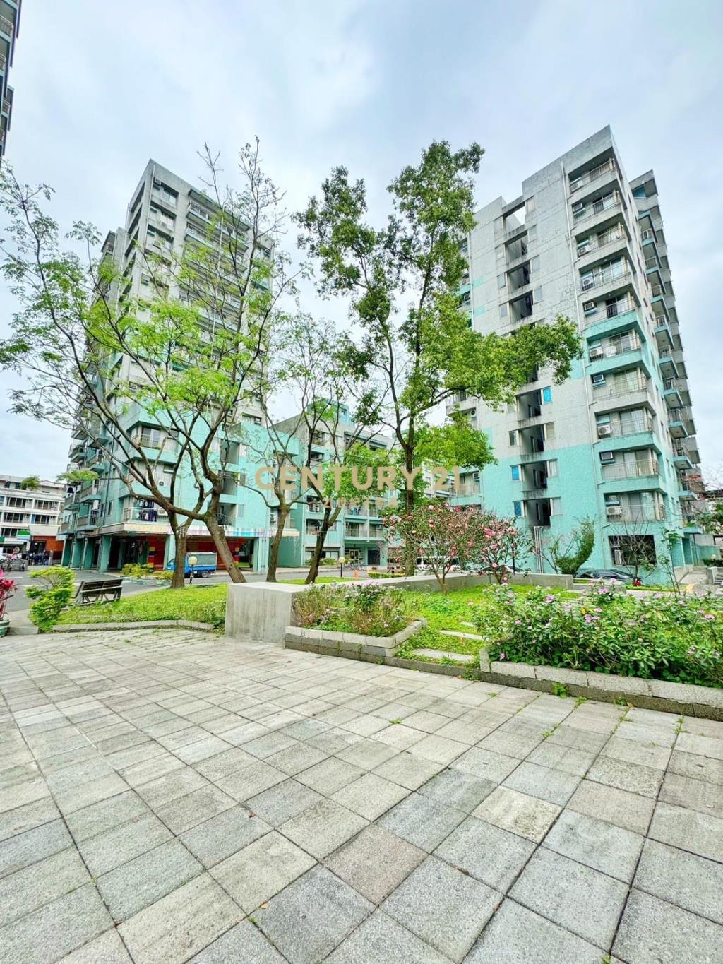 LA161翠玉花園3+1房車位