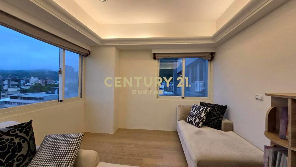 LA162礁溪溫泉三面採光冠軍華廈