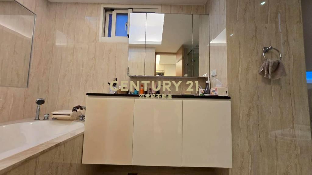 LA162礁溪溫泉三面採光冠軍華廈