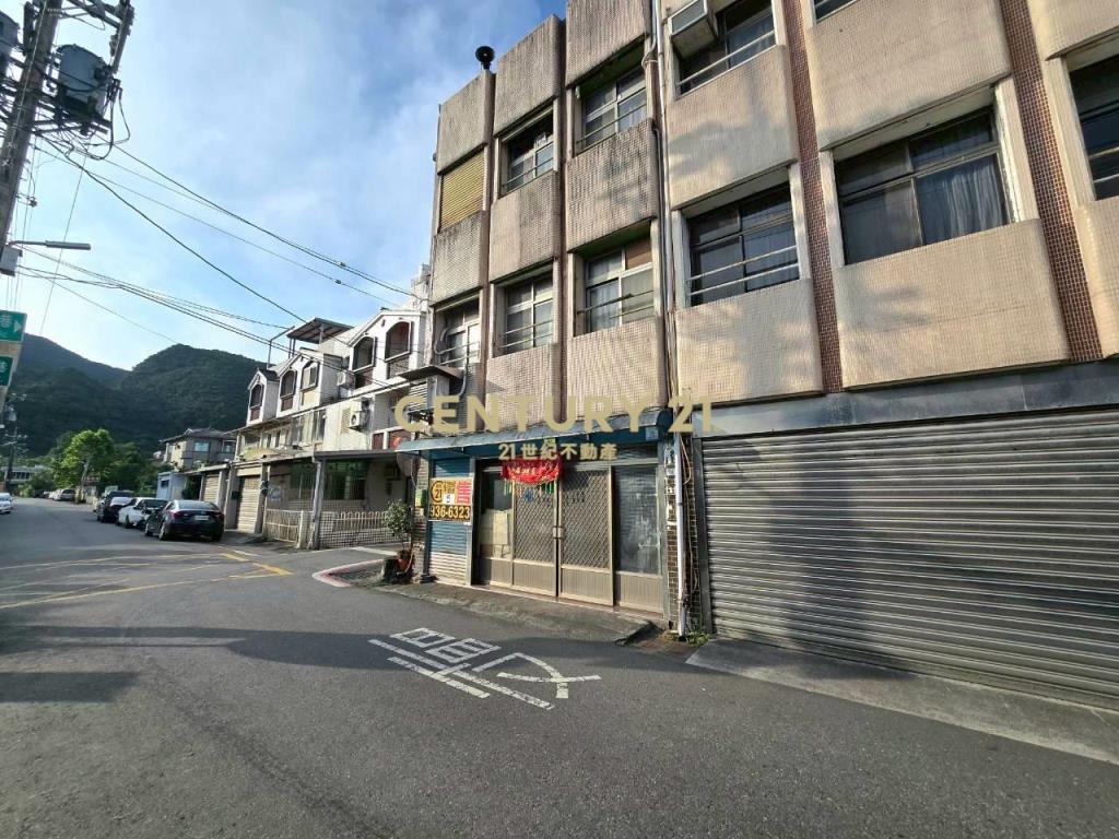 LB161礁溪櫻桃鴨對面邊間透天老宅