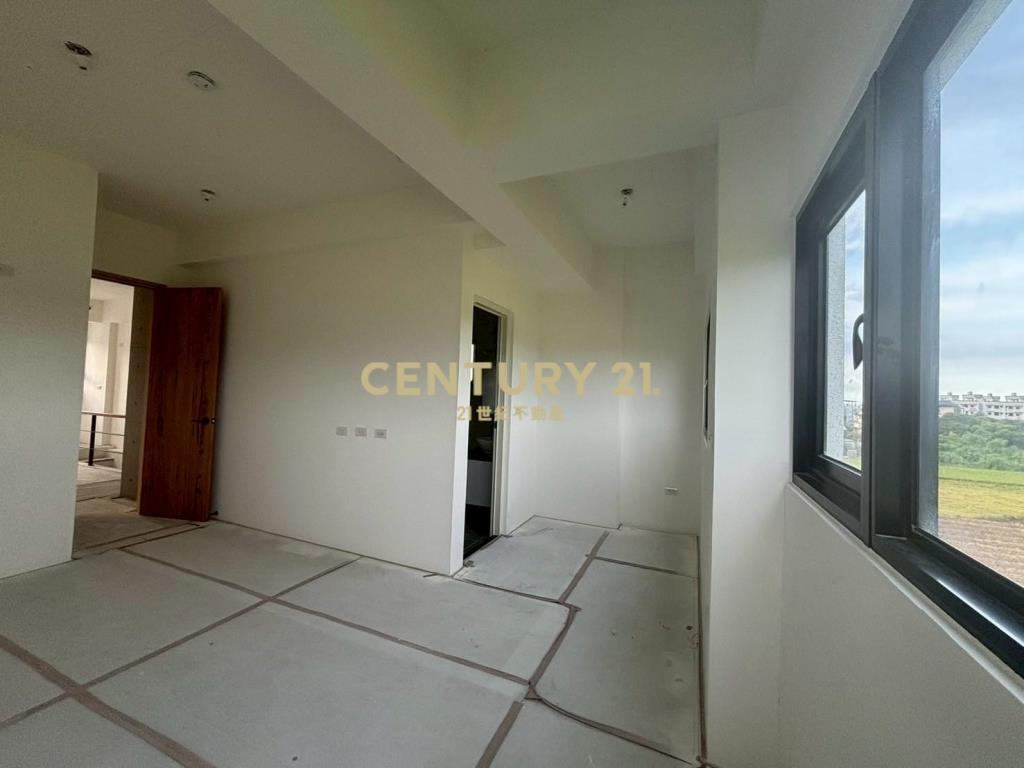 LE064員山深洲純白電梯農舍