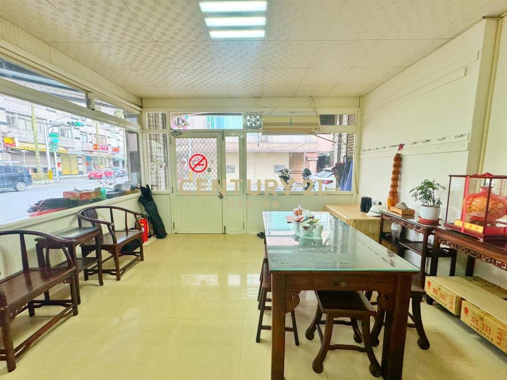 LB141黎明國小旁角窗金店面