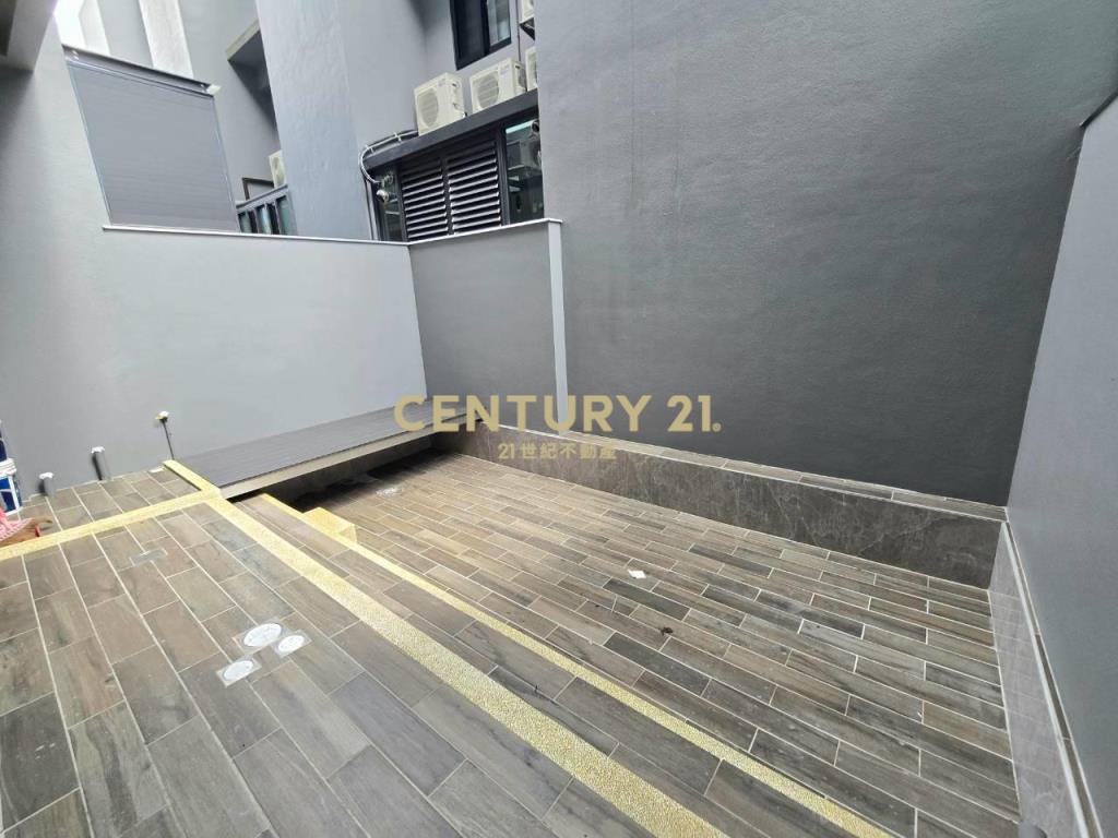 LB168員山全新美裝潢可電梯透天