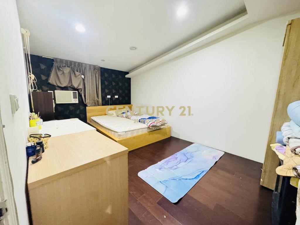LB171市中心活巷透天
