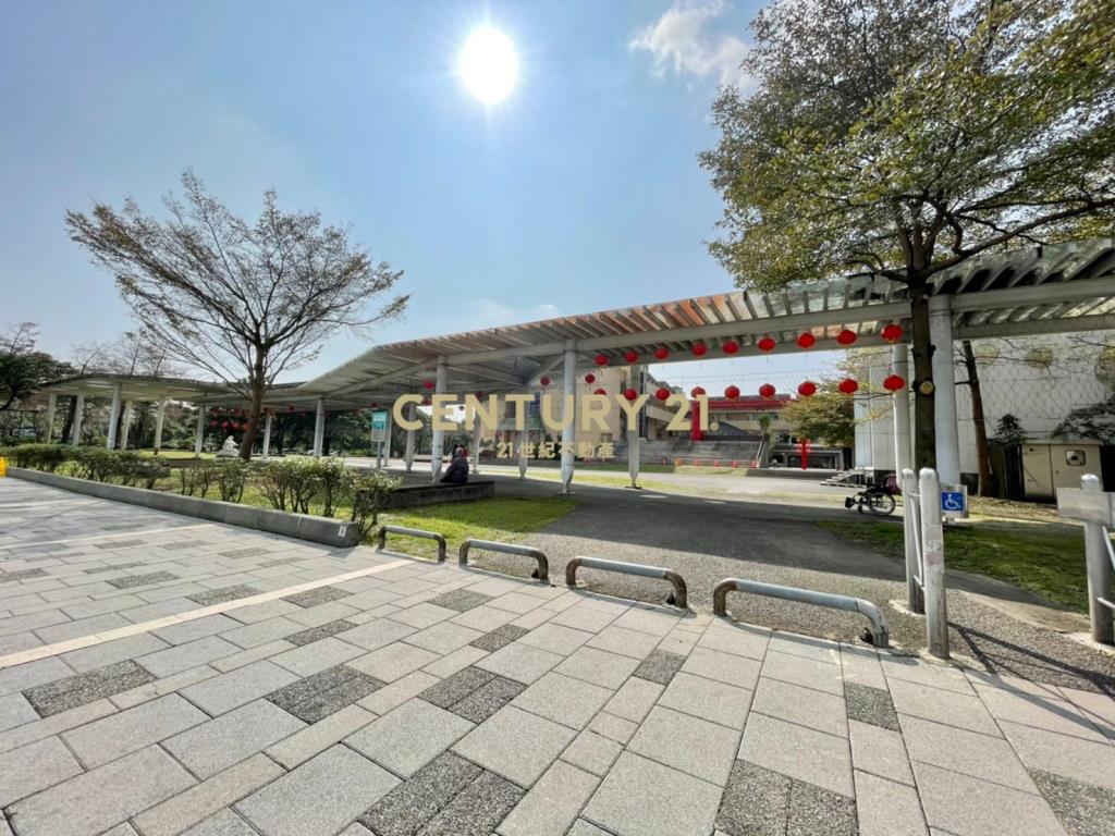 LB171市中心活巷透天