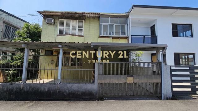 LB177宜蘭市近國五大面寬雙併別墅