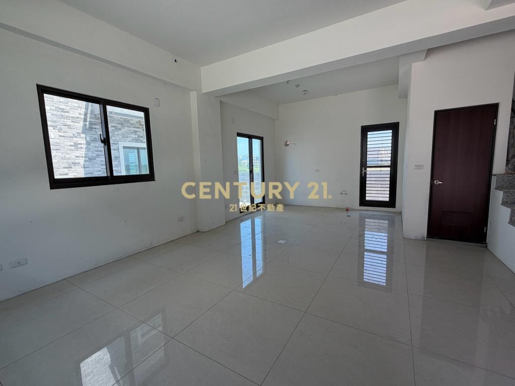 LB181五結饗宴旁全新透天A